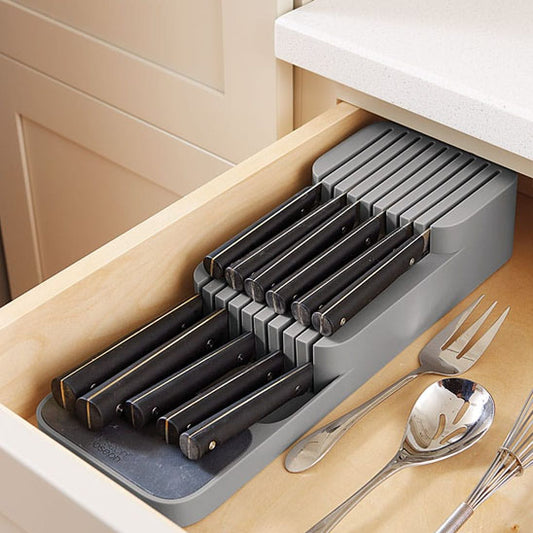 range couvert couteaux gris